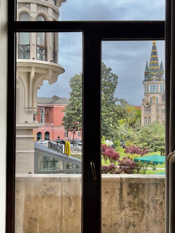 Kinotel Batumi Esterno foto