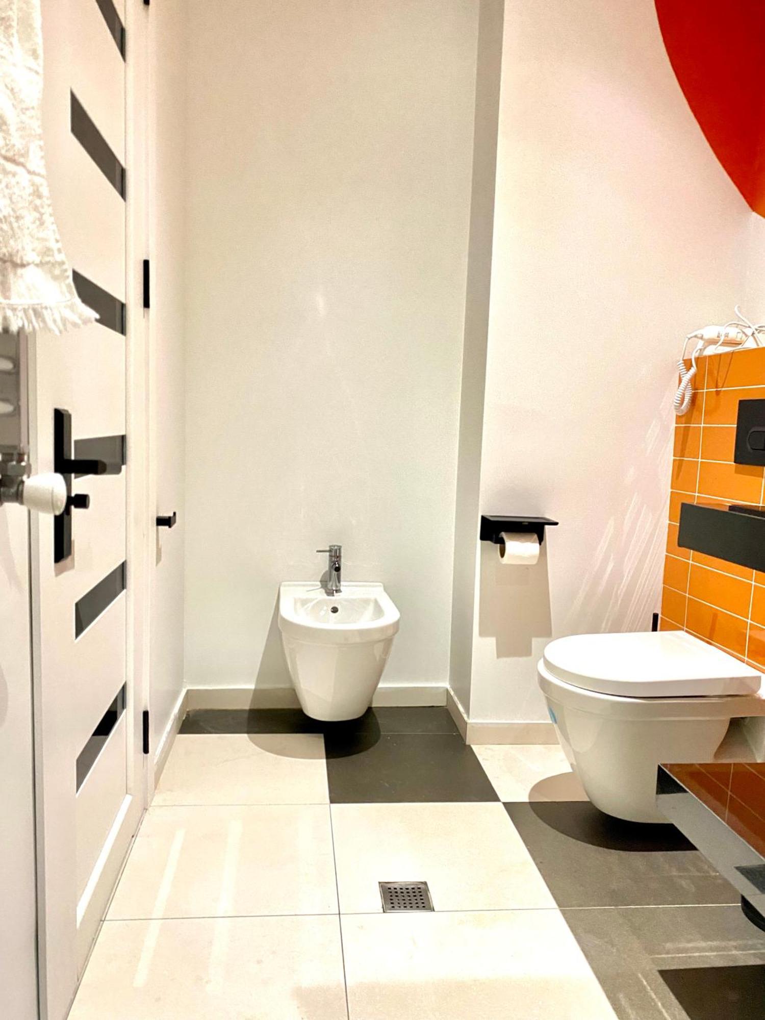 Kinotel Batumi Esterno foto